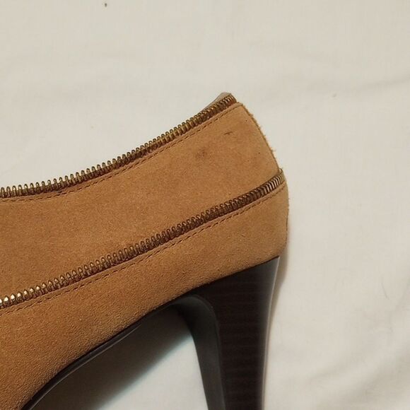 Vintage Leather AJ Valenci Tan Zippered Heels - Picture 7 of 12